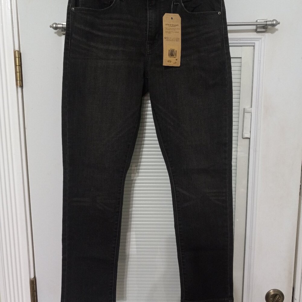 Levi's Women's Skinny Jeans in Washed Black